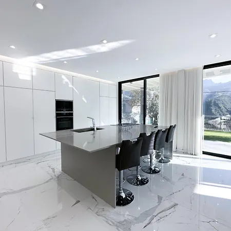 Montana Villa *
